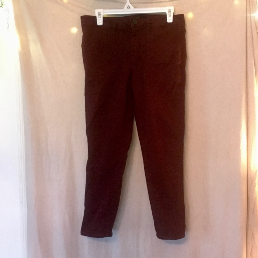 Sz 12 American Eagle burgundy jeggings